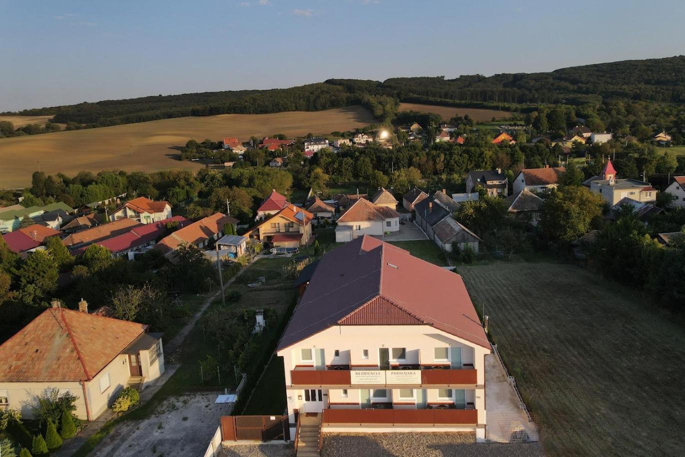 Rezidencia Podhajska Aparthotel Bagian luar foto