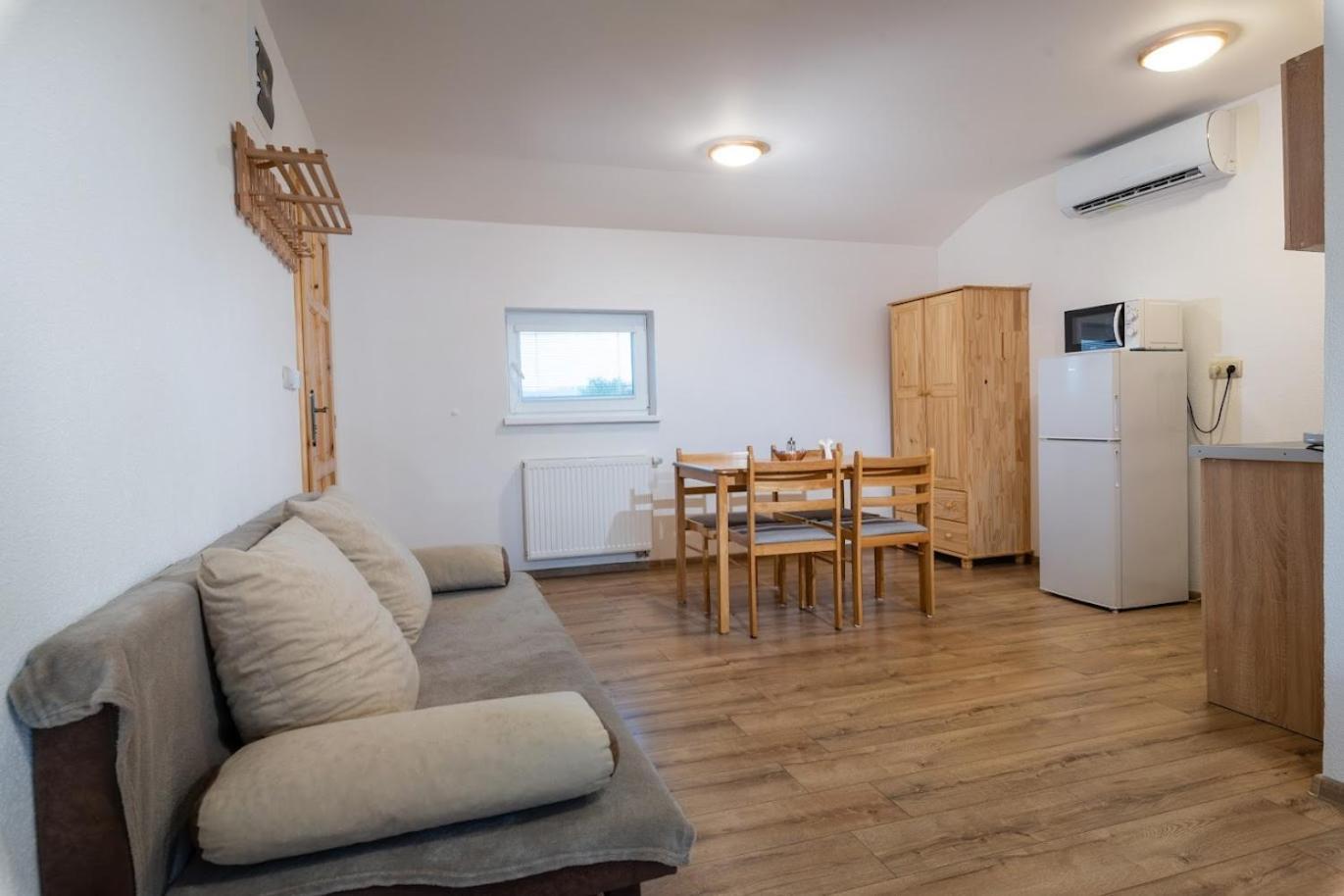 Rezidencia Podhajska Aparthotel Bagian luar foto